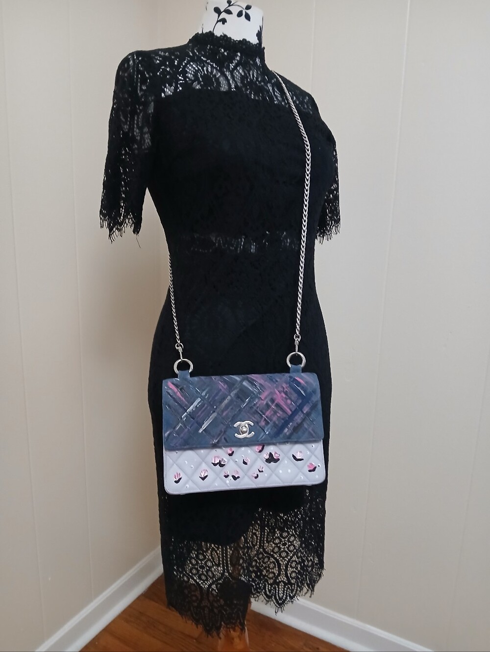 Chanel Two-Tone Quilted Flap Bag with Painted Floral Detail - Picture 2 of 16